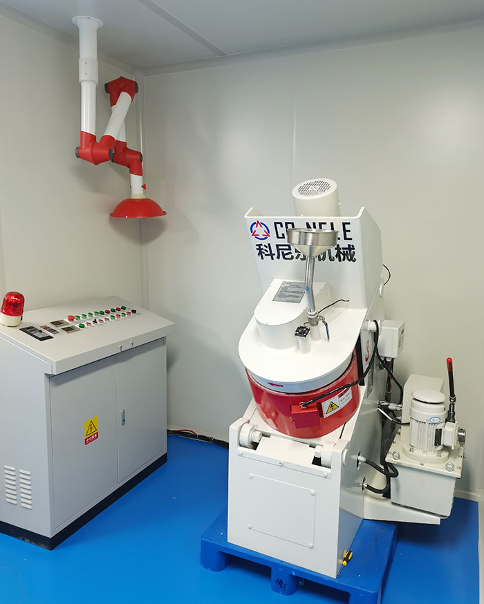  laboratory small granulator